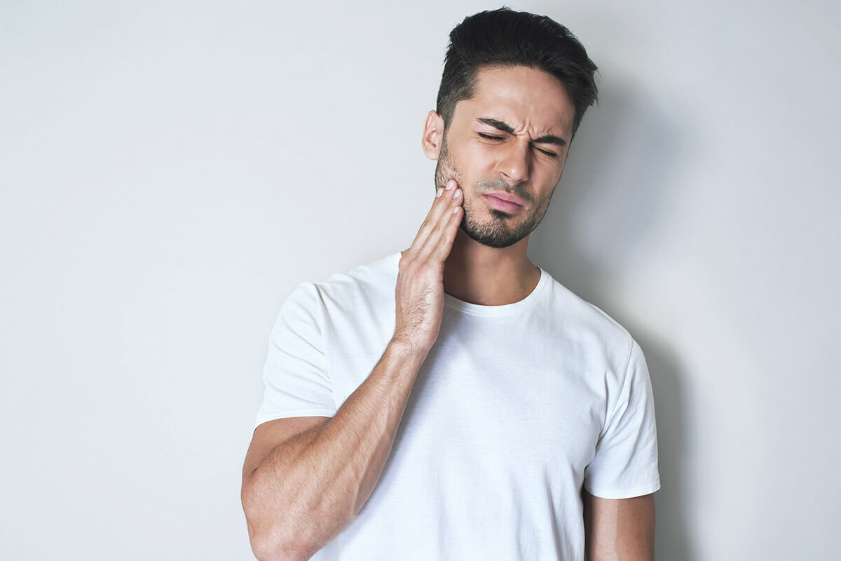wisdom teeth, wisdom teeth removal man learns about the benefits of having his wisdom teeth removed