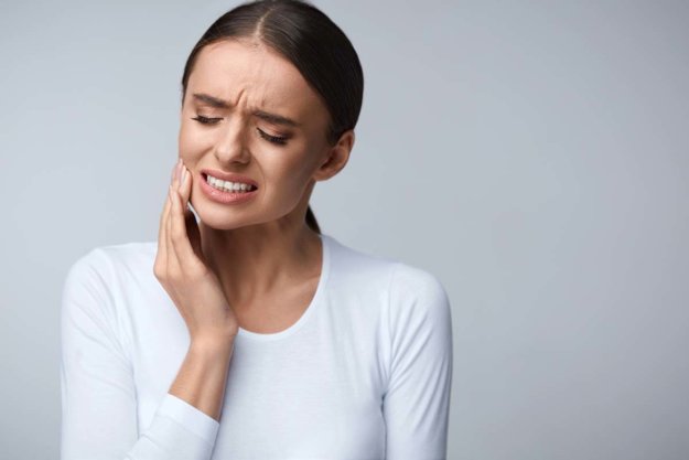 3 Major Risks of DIY Teeth Whitening 3 Major Risks of DIY Teeth Whitening